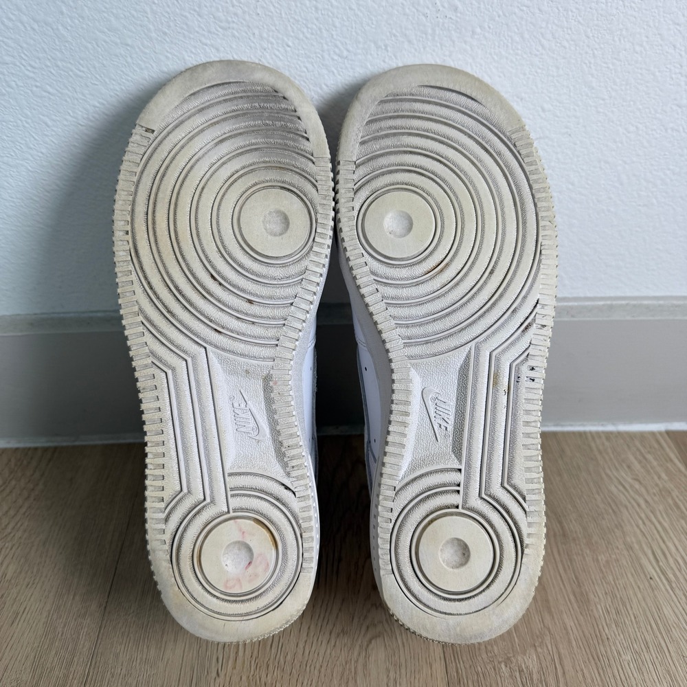 Nike Air Force 1 Low '07 Womens Size 7.5 Triple White Sneakers DD8959-100 - Picture 6 of 14